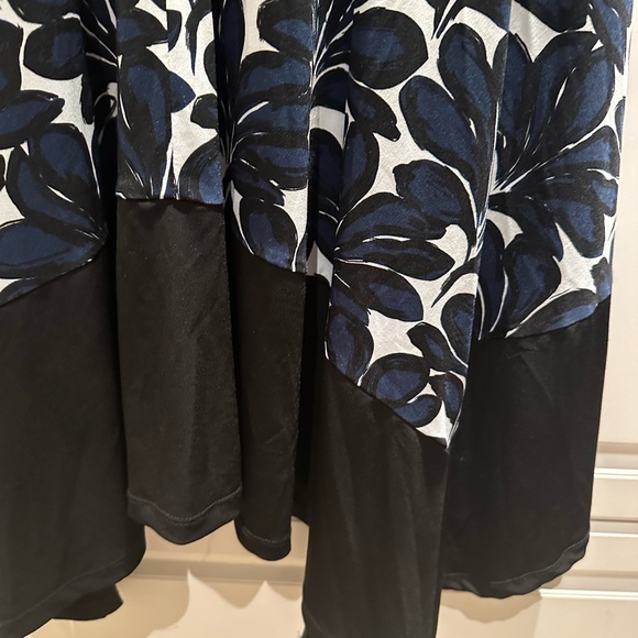 Ivanka Trump Floral Dress - Picture 5 of 7